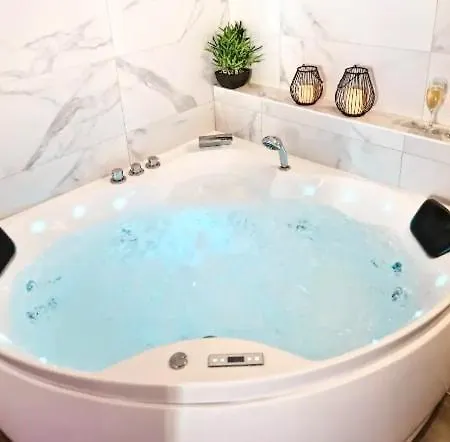Majord'home 4*-l'élégance-balnéo Vieille Appartement